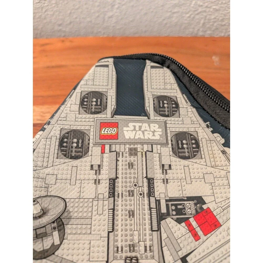 LEGO Star Wars ZipBin Small Millennium Falcon 200 Brick Storage Case